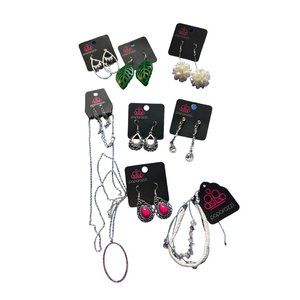 Lot of 8 Paparazzi Items Bracelet Necklace Earrings NWT